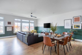 Faith by AvantStay Stylish 4BR Condo in Heart of Nashville
